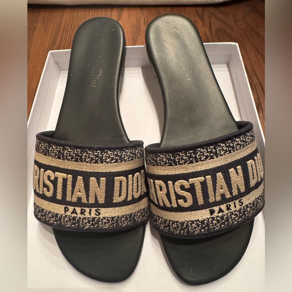 Authentic Christian Dior Dway Slide